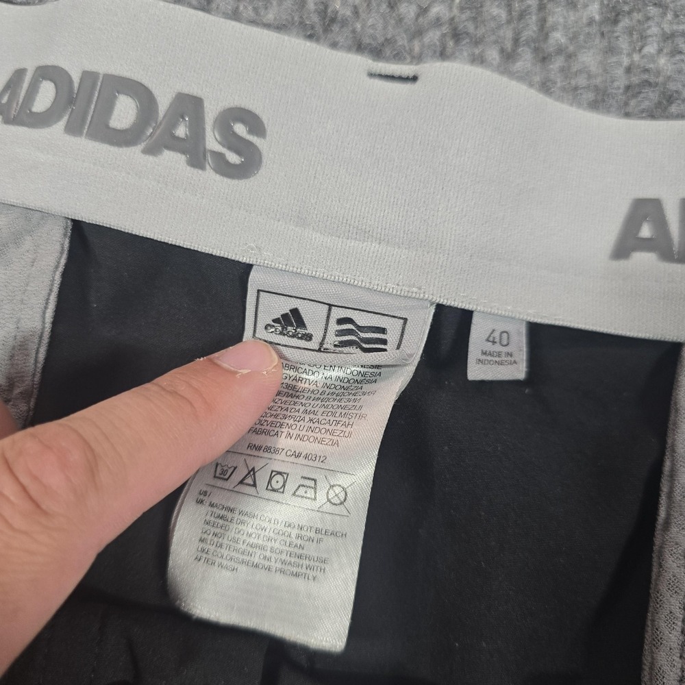 Adidas Shorts Mens 40 Black Chino Microfiber Stretch Golf Casual Summer - Picture 4 of 13